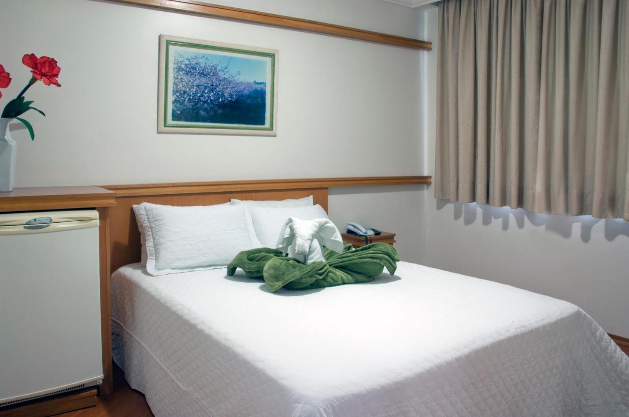 Grande Hotel 구아라푸아바 외부 사진