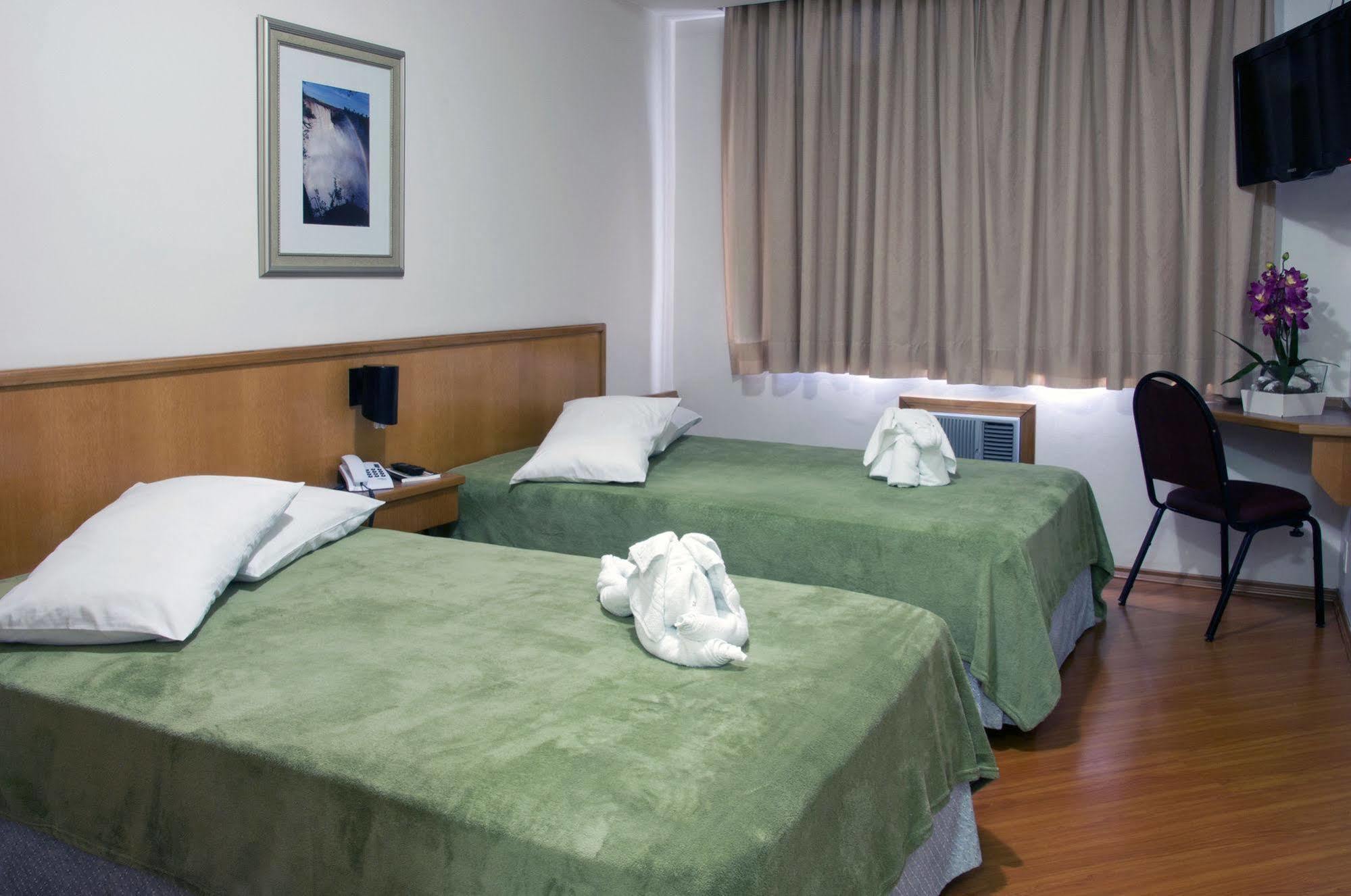 Grande Hotel 구아라푸아바 외부 사진